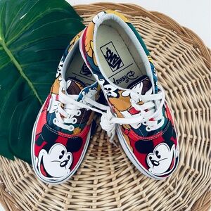 VANS X Disney Mickey & Friends Lace-up Sneakers Limited Edition Size M-7 W-8.5